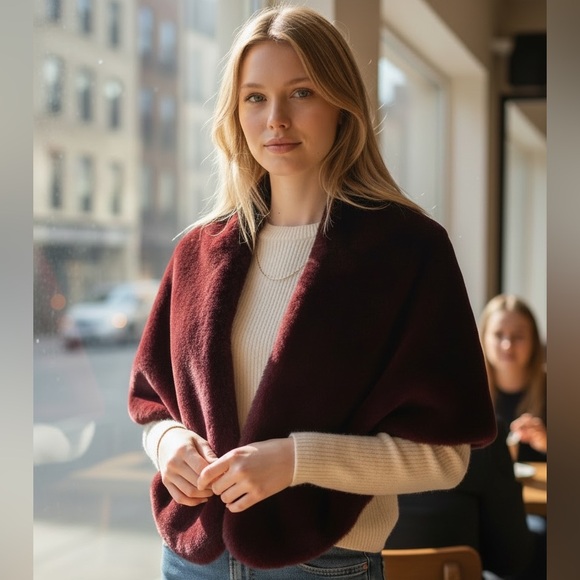 Collectioneighteen Accessories - Burgundy faux fur shawl NWOT